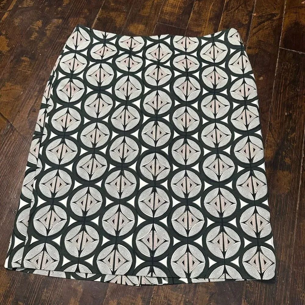 Ann Taylor floral geometric artsy business casual 12 pencil skirt